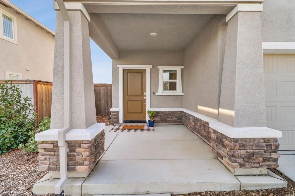 3274 America Drive, Lincoln