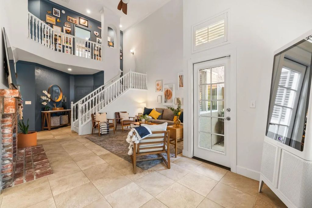 1212 Fuhrman Way, Roseville