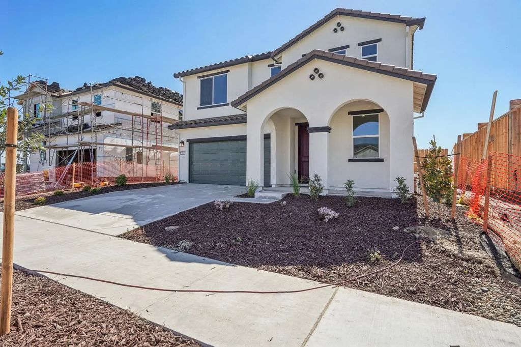 2461 Spotfin Street, Roseville