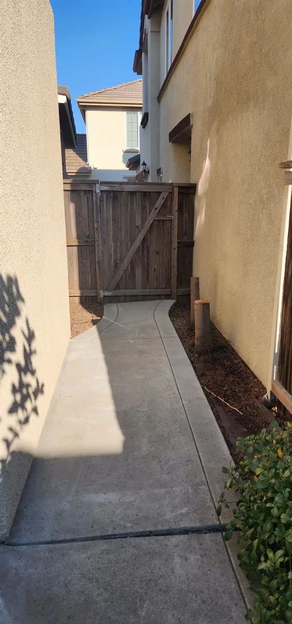 8423 Oliva Road 168, Roseville