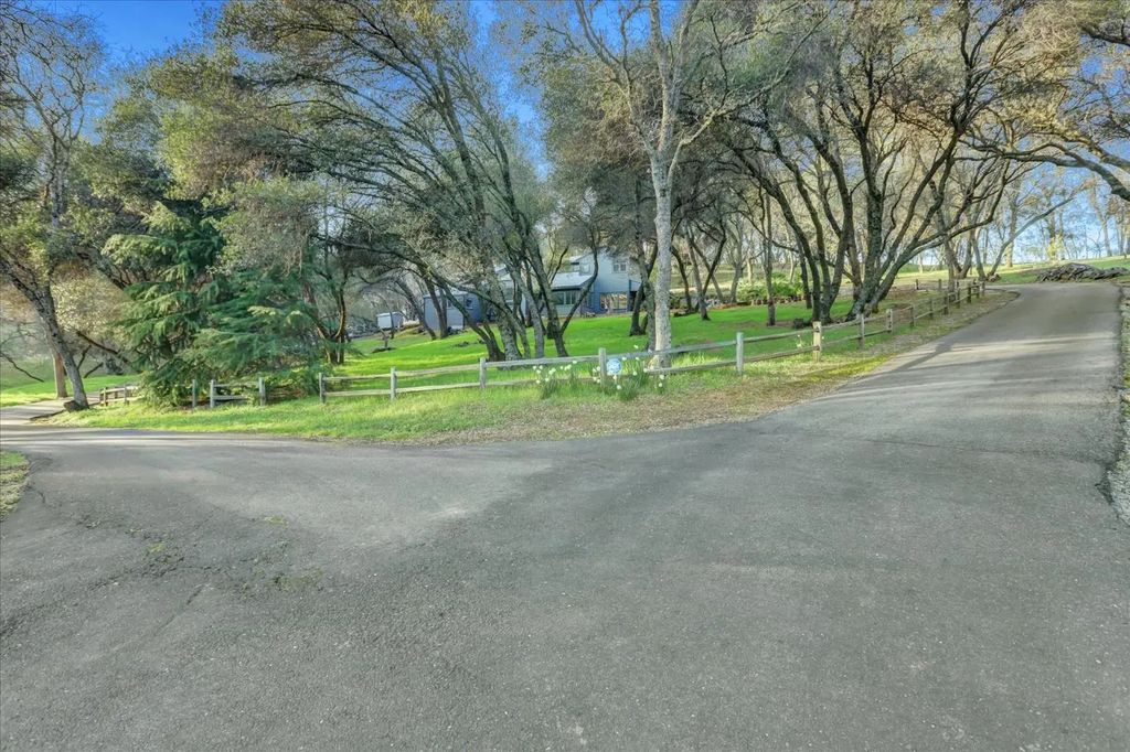 2790 Black Oak Road, Auburn