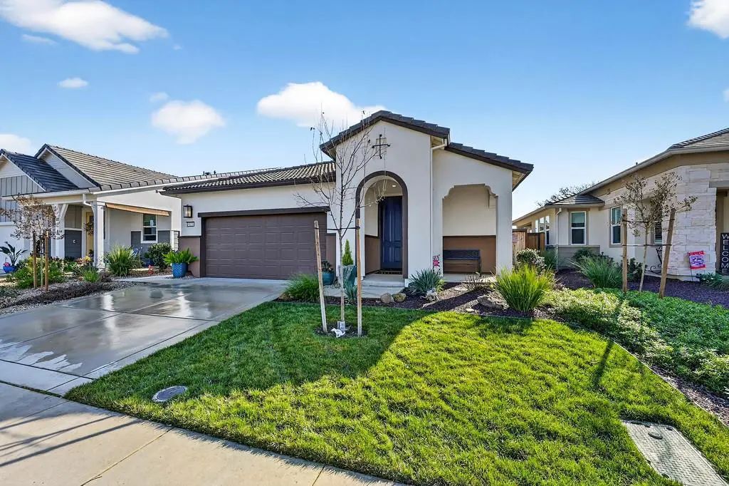 5321 Bluebell Lane, Roseville