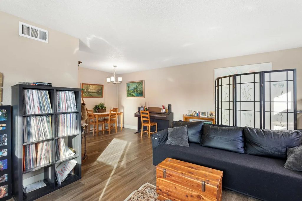 3693 Park Drive 4, Auburn