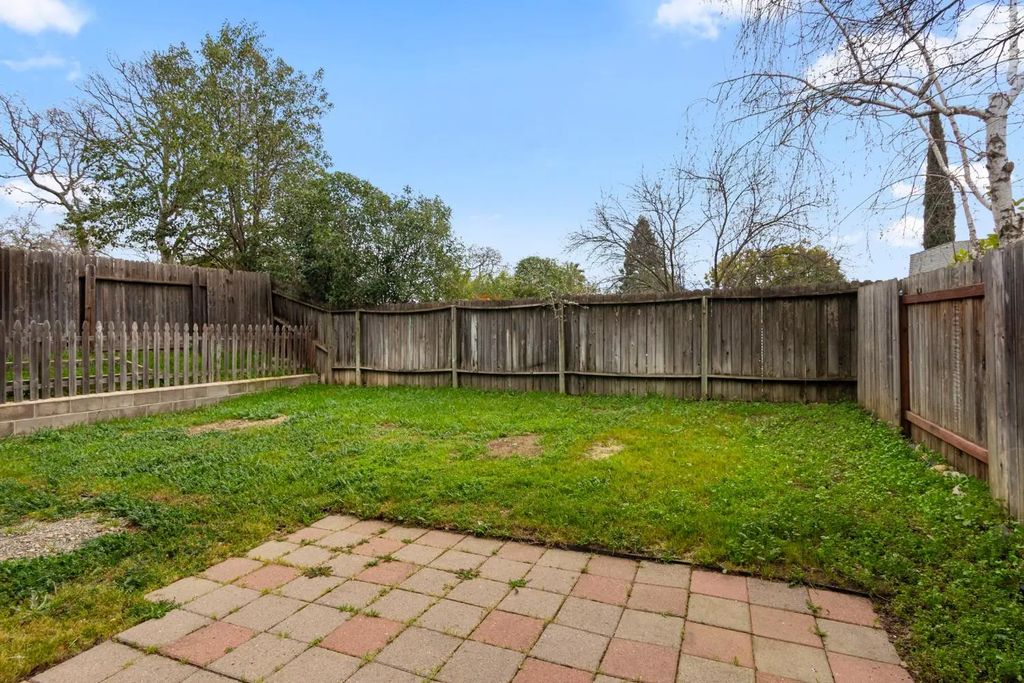 6005 Woodside Drive, Rocklin