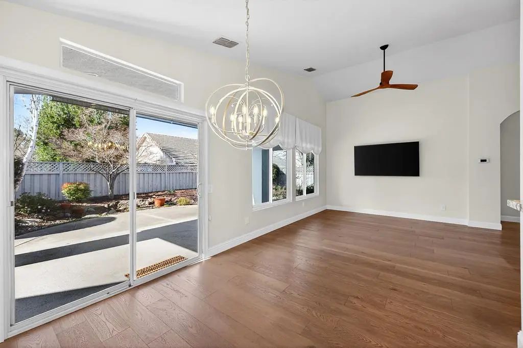 5757 Sandlewood Way, Roseville