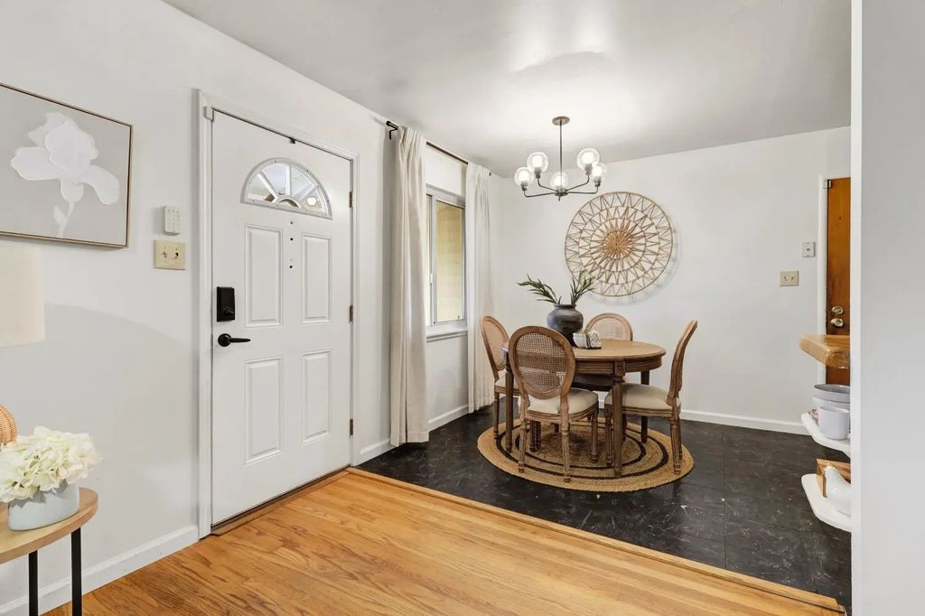 8788 Elm Avenue, Orangevale