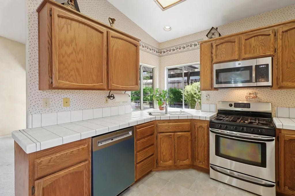 8200 Montville Court, Antelope