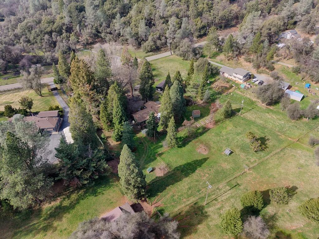 19520 Placer Hills Road, Colfax