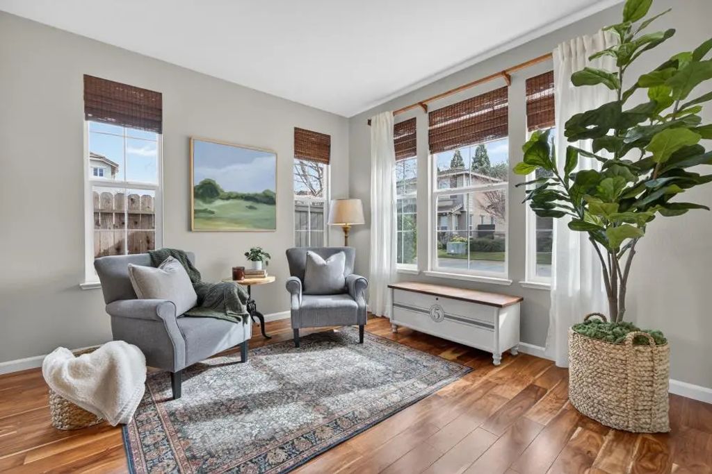 1537 Morning Glory Lane, Roseville