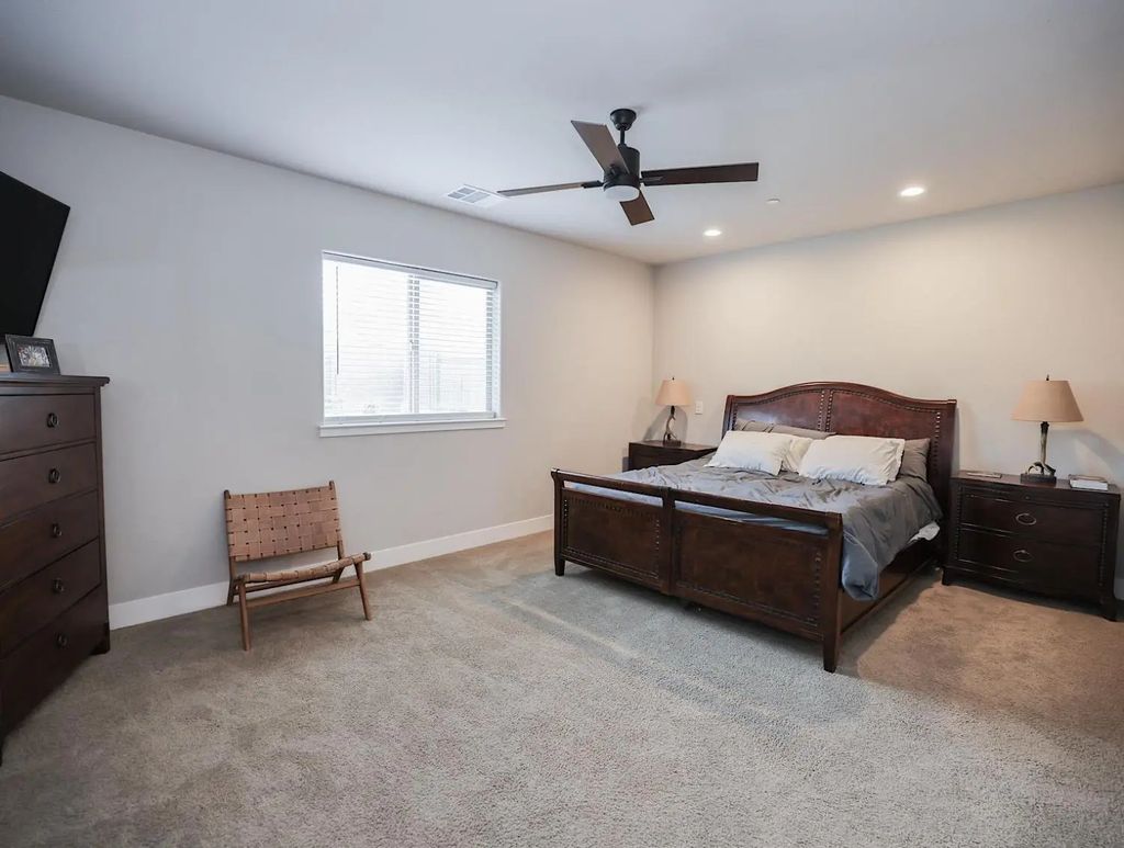 1025 Wilson Avenue, Lincoln