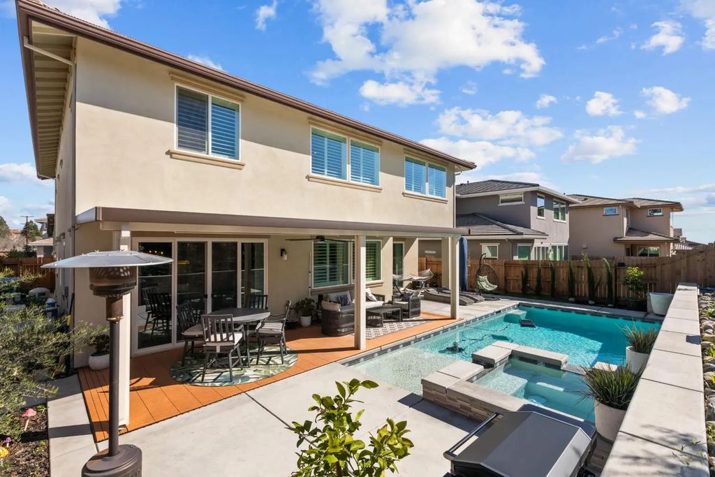 6850 Saratoga Estates Drive, El Dorado Hills