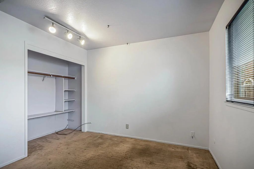 6901 Main Avenue, Orangevale