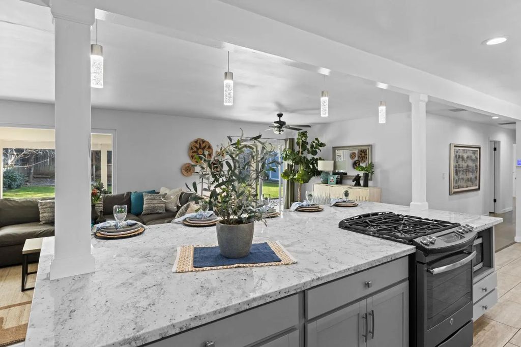 4312 Virgusell Circle, Carmichael
