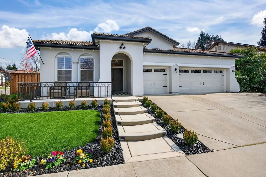 2509 Century Oak Drive, Lincoln