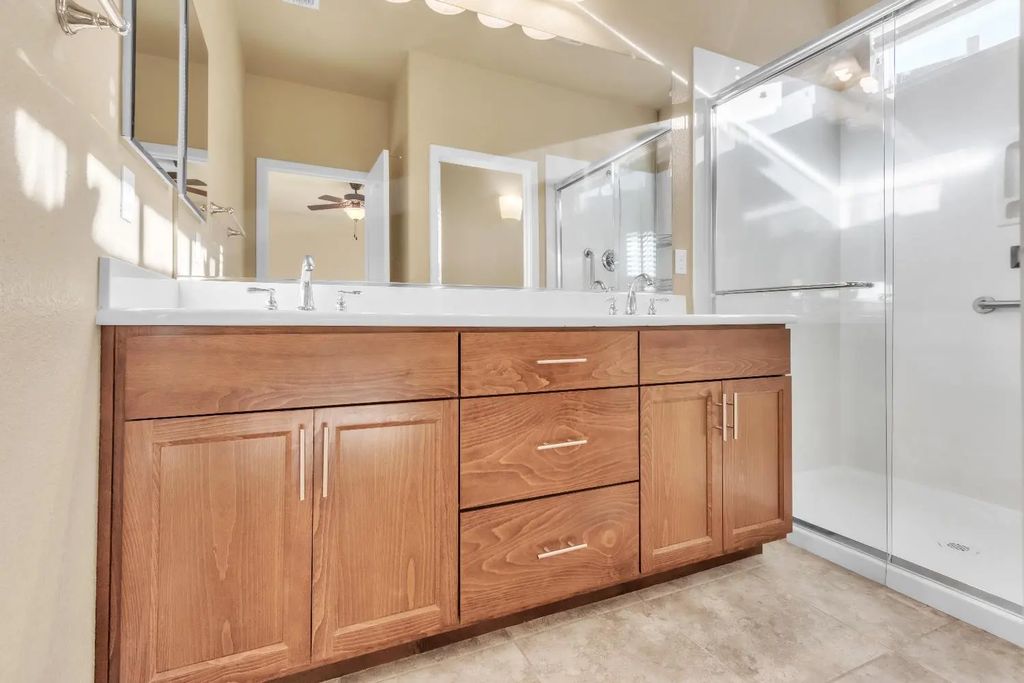 3065 Lennon Drive, Roseville