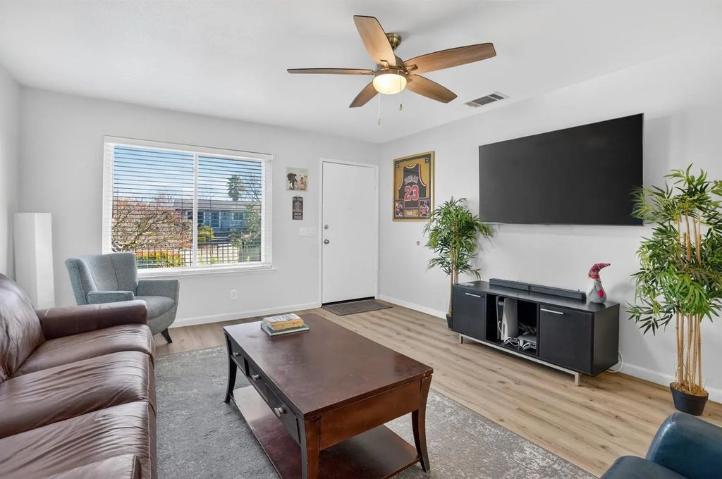 5640 Casa Grande Avenue, Rocklin