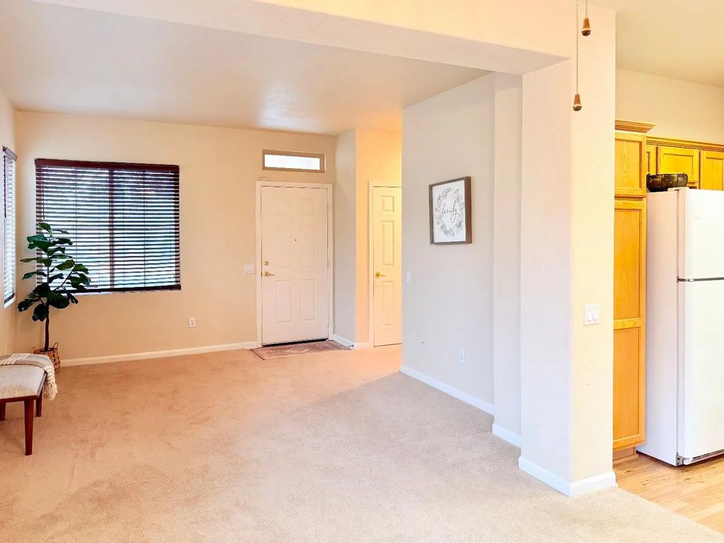 1006 Tioga Court, Lincoln