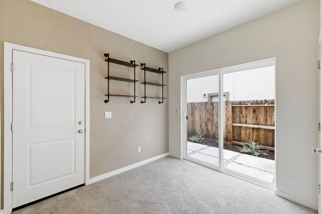 7009 Santa Venetia Place, Roseville