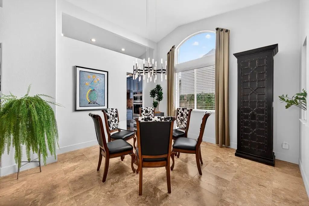 1708 Roadrunner Drive, Roseville
