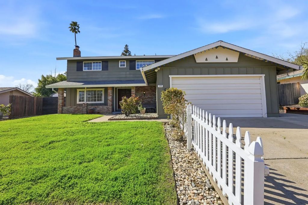 5009 Waterbury Way, Fair Oaks