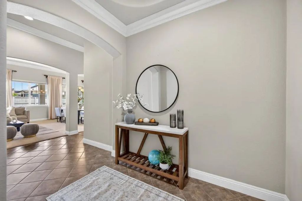 2833 Bickleigh Loop, Roseville