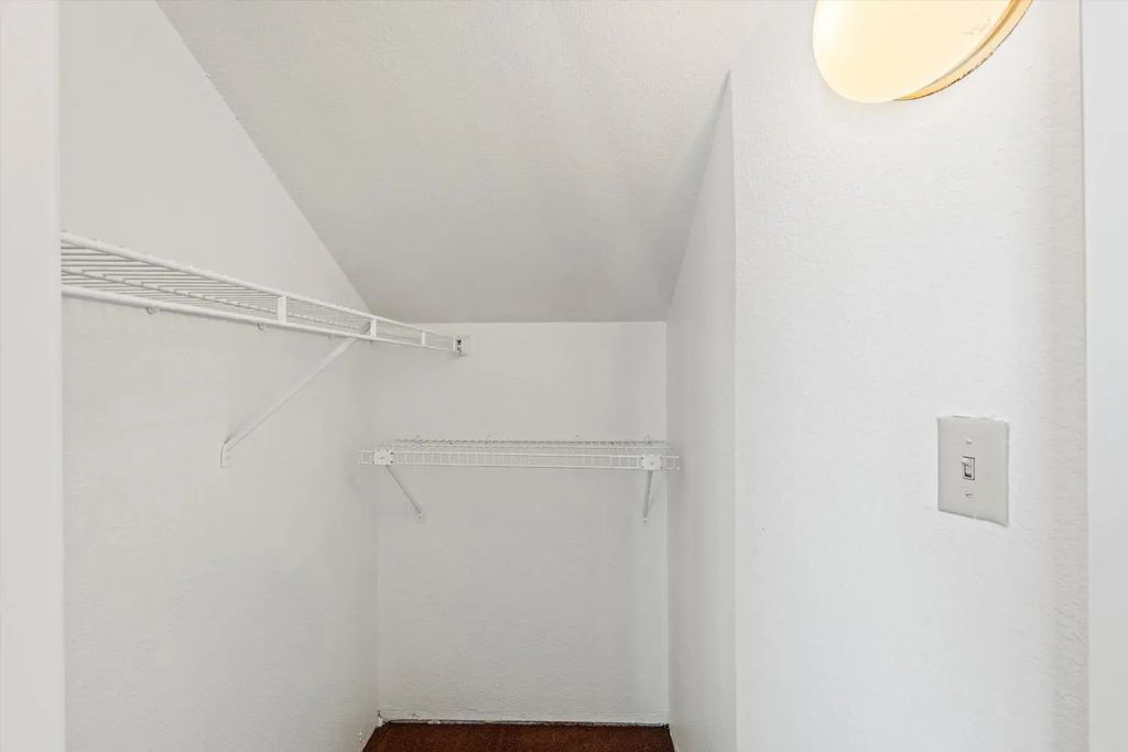 8625 Valley Rim Way, Antelope