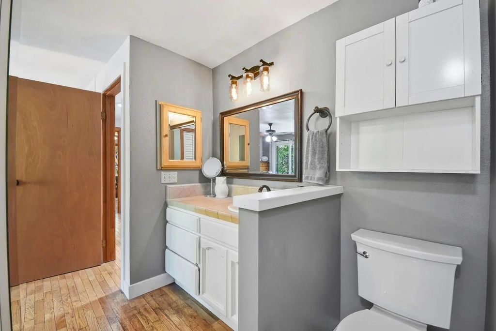 24912 Connie Court, Auburn