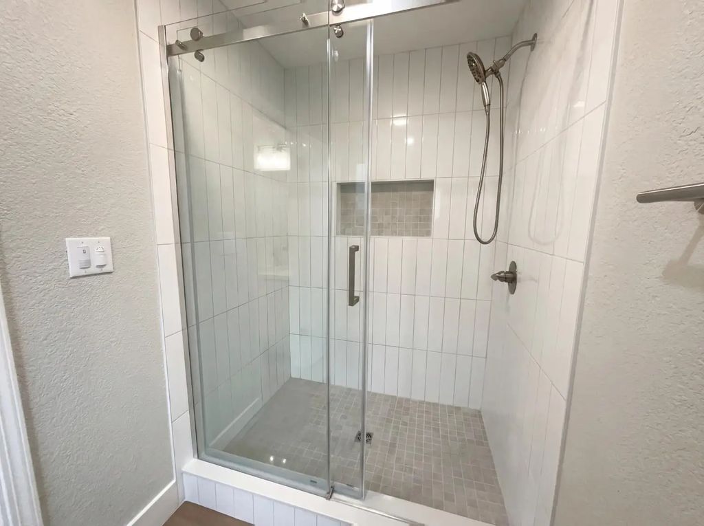 1005 Cottonwood Drive, Roseville