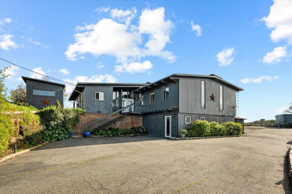 8470 Horseshoe Hill Road, Loomis