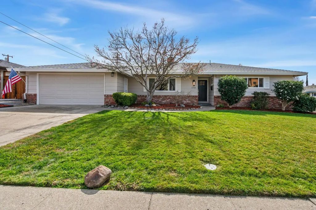 6700 Mercedes Avenue, Citrus Heights