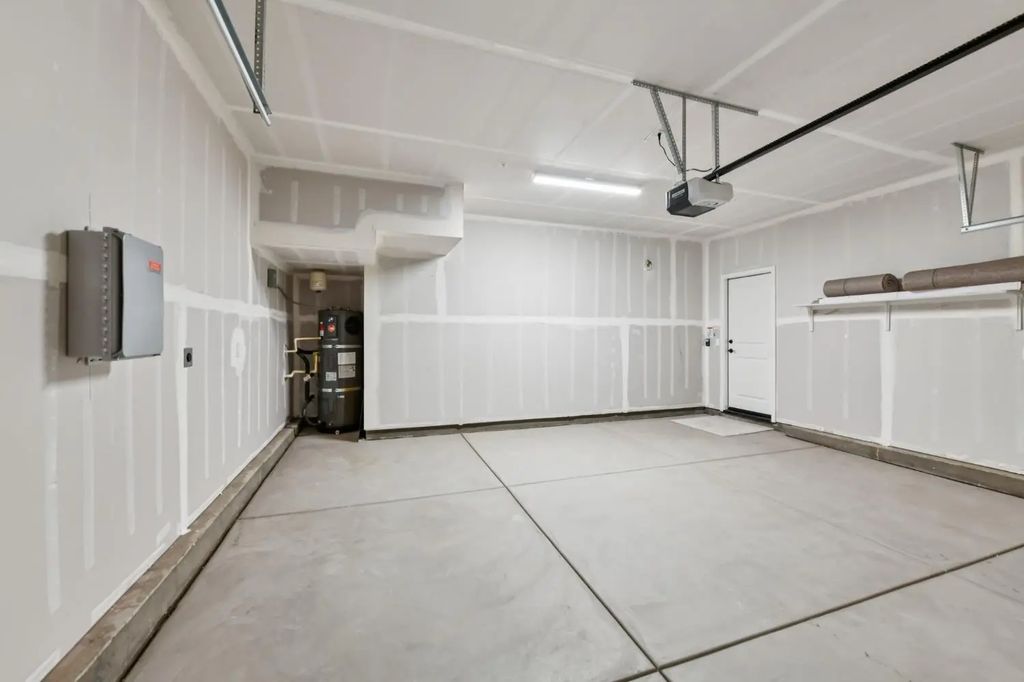 211 Stargaze Lane, Lincoln