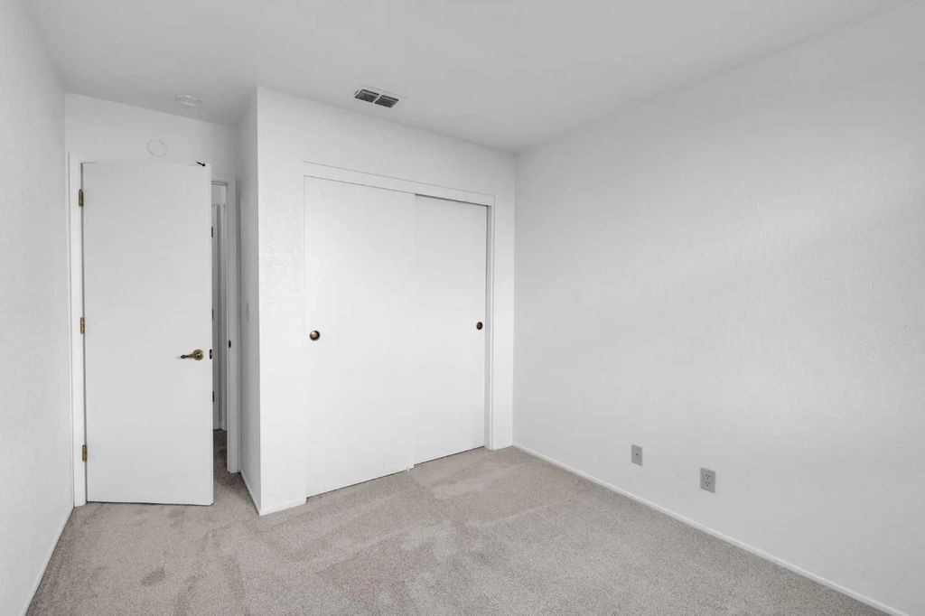 1612 Alnwick Drive, Roseville