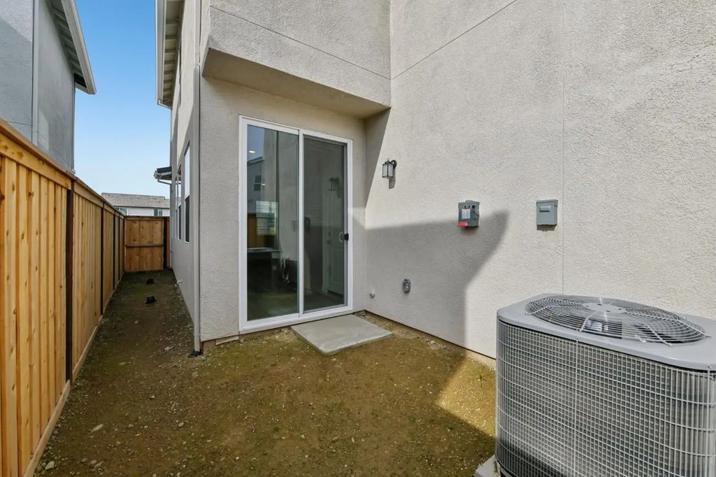 2124 Heavenly Street, Lincoln