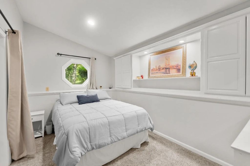 4255 Greenvale Road, Fair Oaks