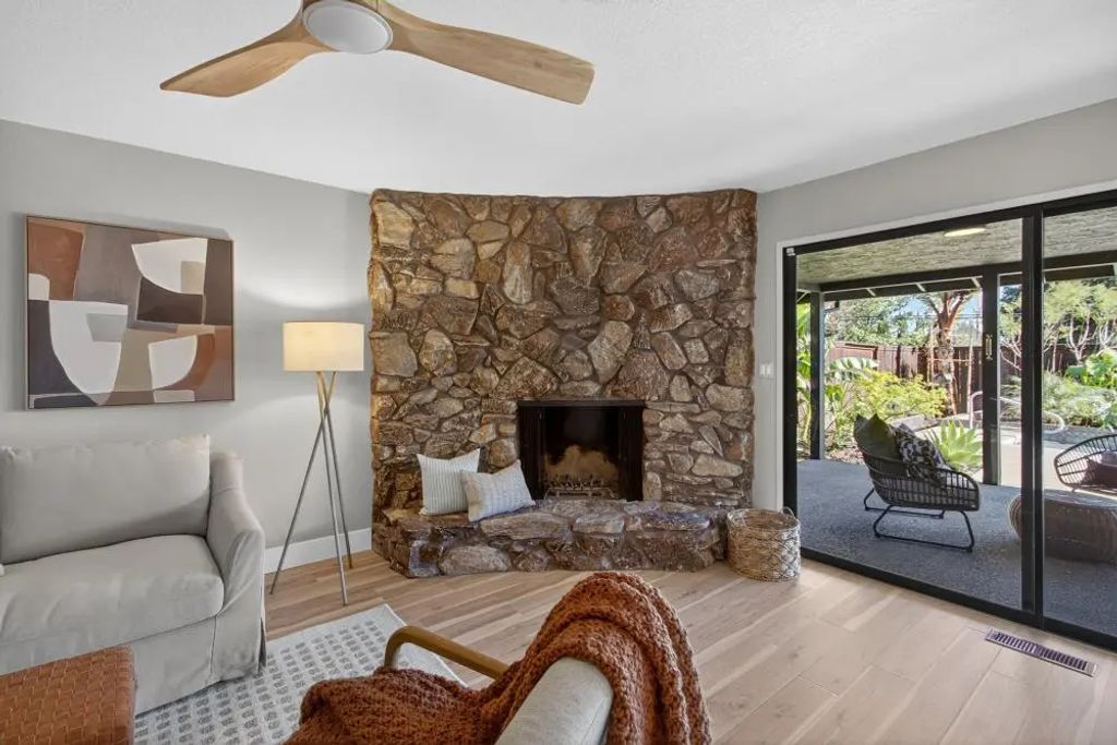 1212 Genesee Court, Carmichael