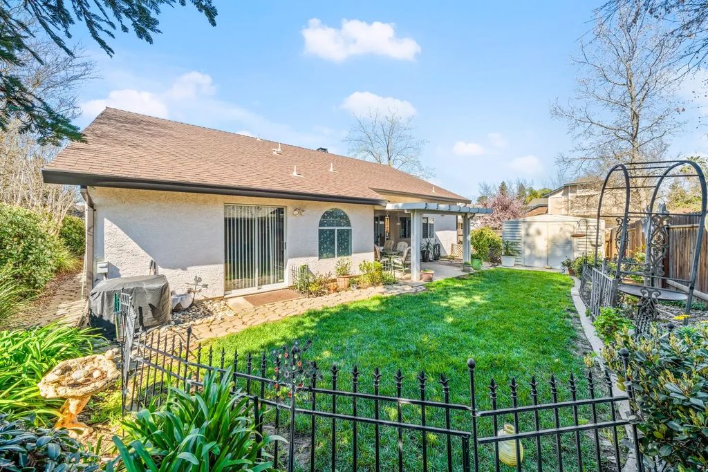 4632 Swindon Way, Antelope