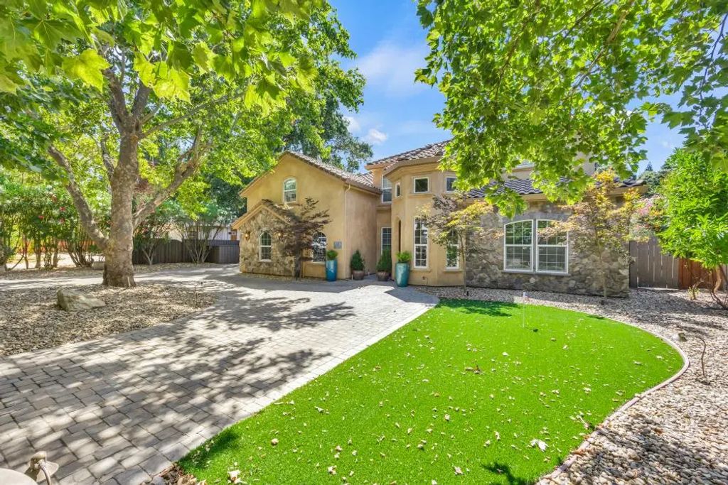 3745 Marshall Avenue, Carmichael