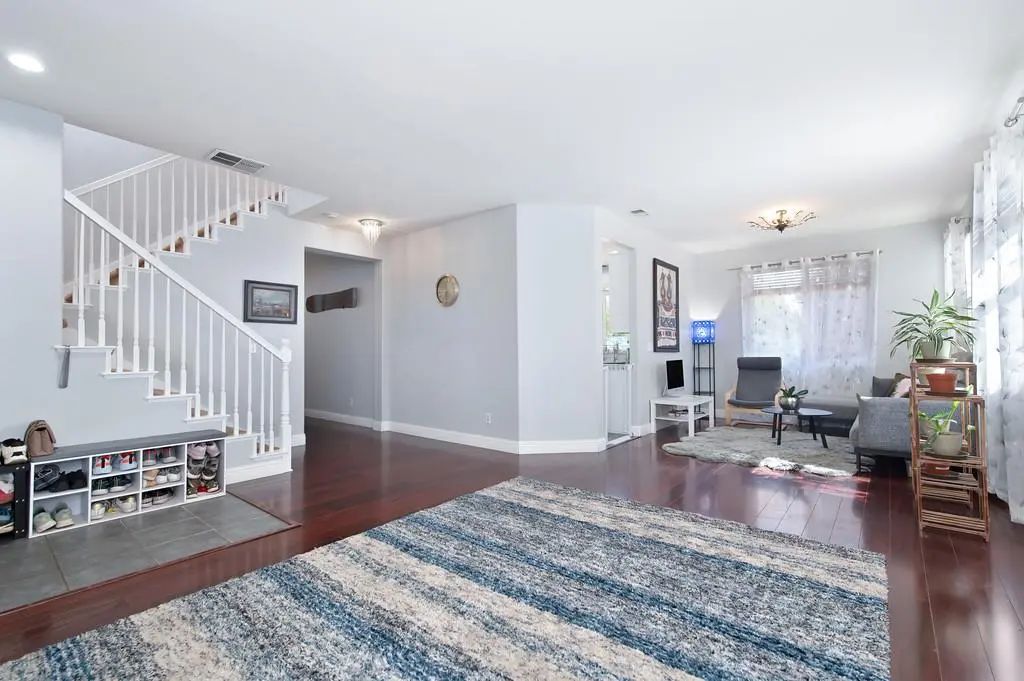 1136 Kensington Lane, Lincoln