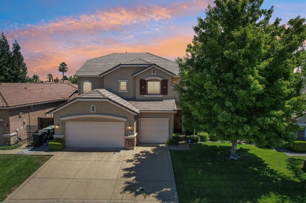 1408 Grovewood Lane, Roseville