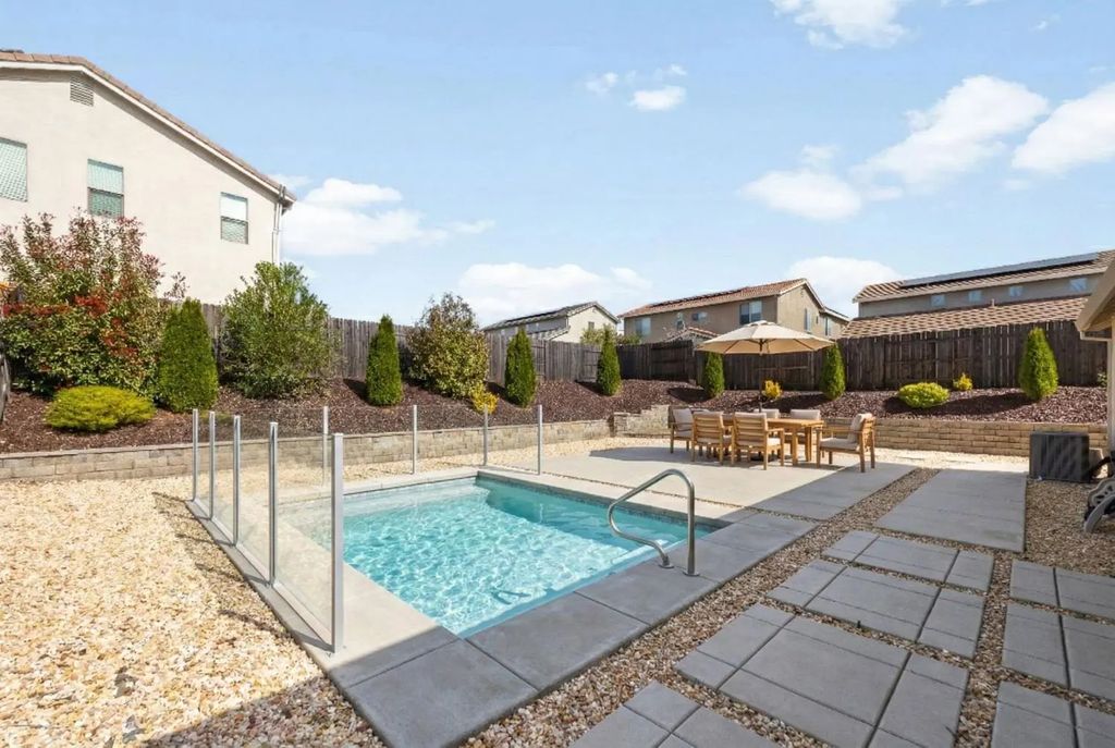 2823 Broken Bit Lane, Rocklin