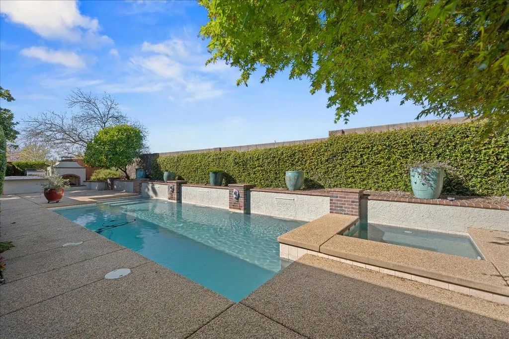 11931 Old Eureka Way, Gold River