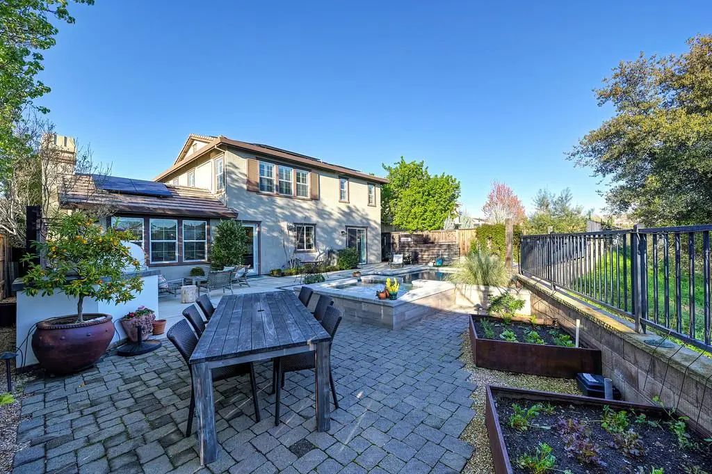 2196 Red Setter Road, Rocklin