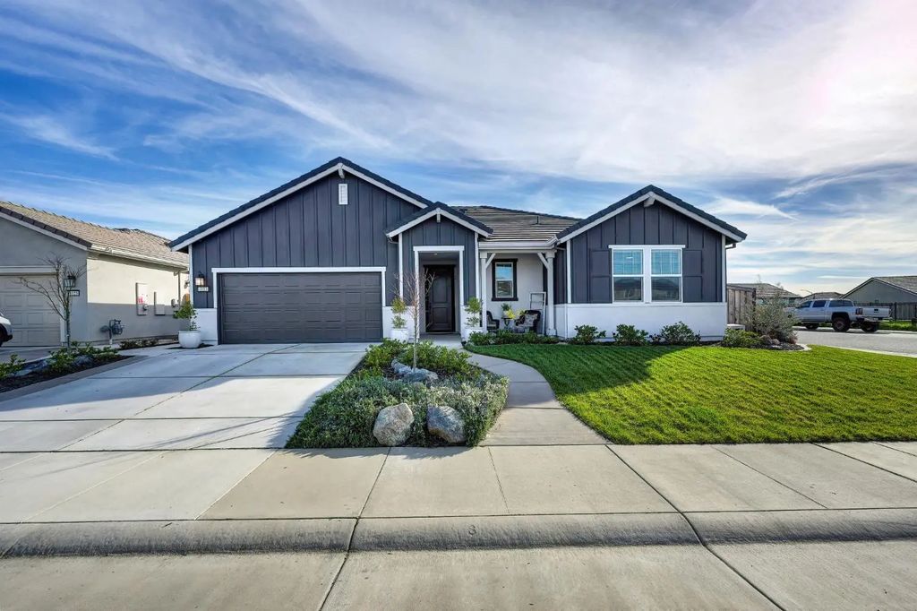 1113 Asher Leaf Drive, Lincoln