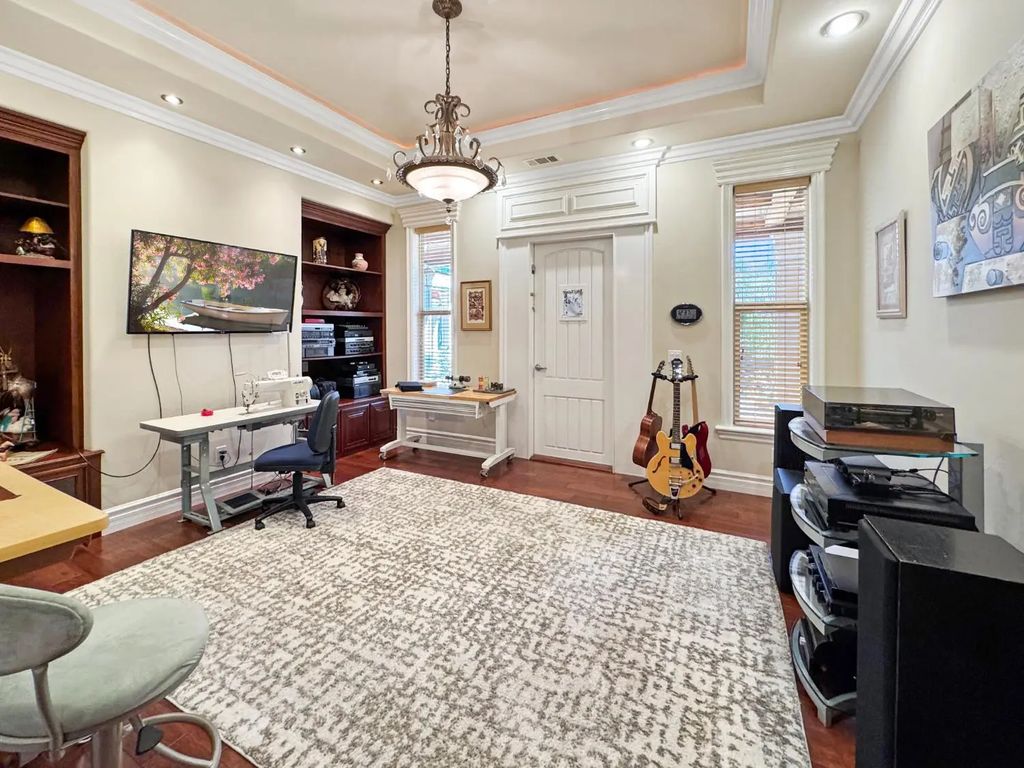 9915 Spyglass Circle, Auburn