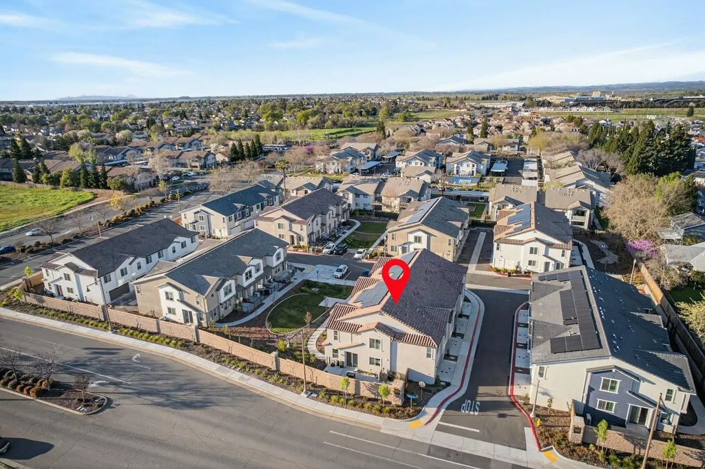 1736 Grand Breeze Lane 74, Lincoln