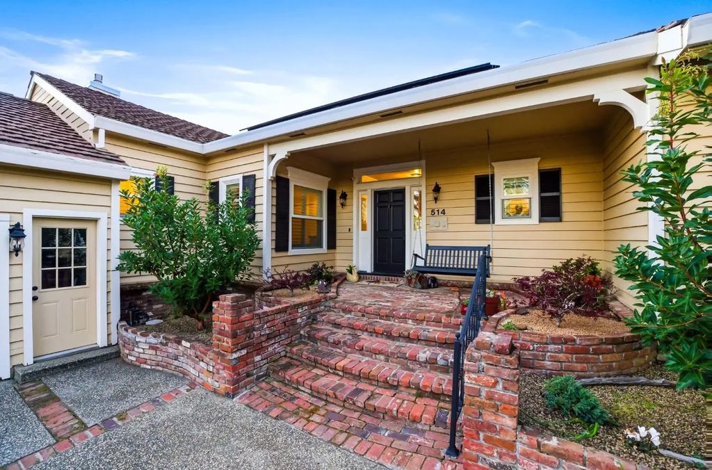 514 Lakeridge Court, El Dorado Hills