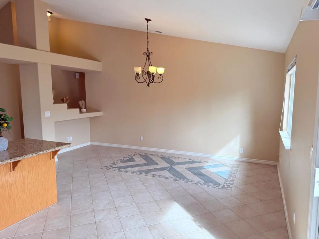 1490 Cobblestone Drive, Lincoln