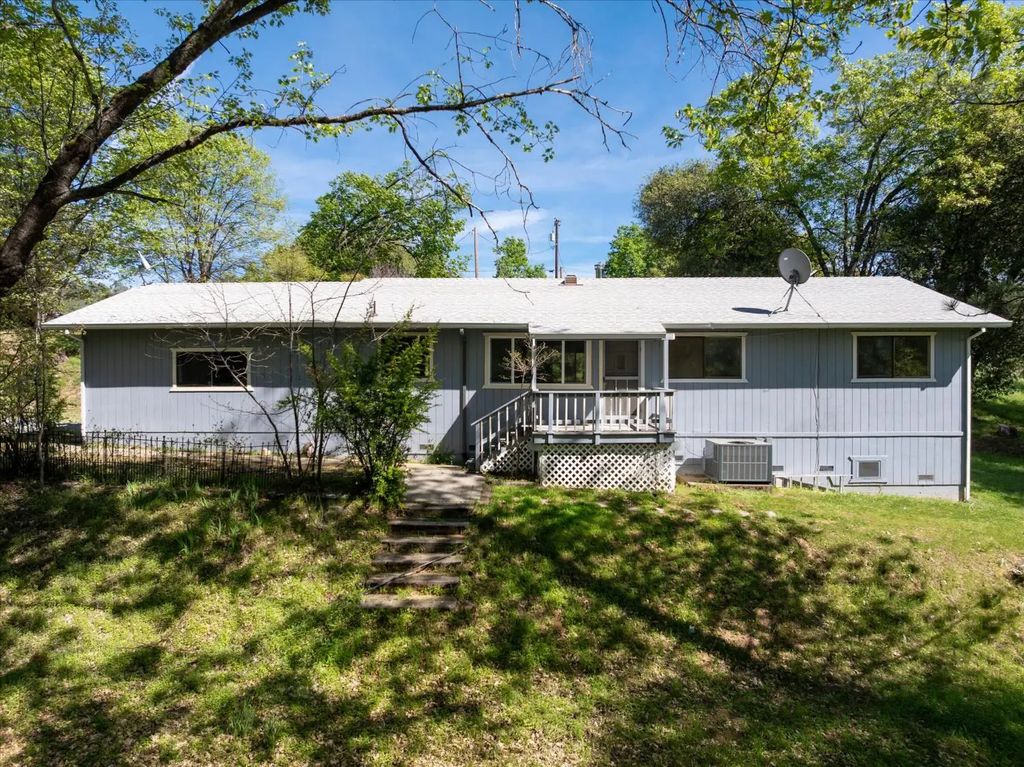 4910 Chisholm Trail, Placerville