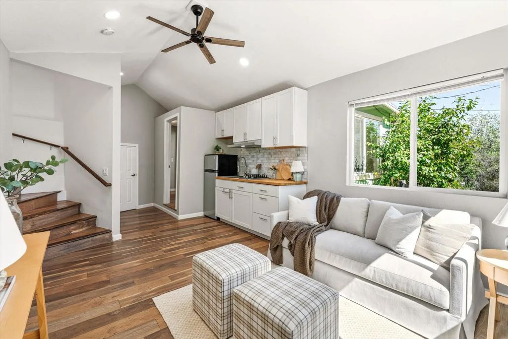 1335 Merry Knoll Road, Auburn