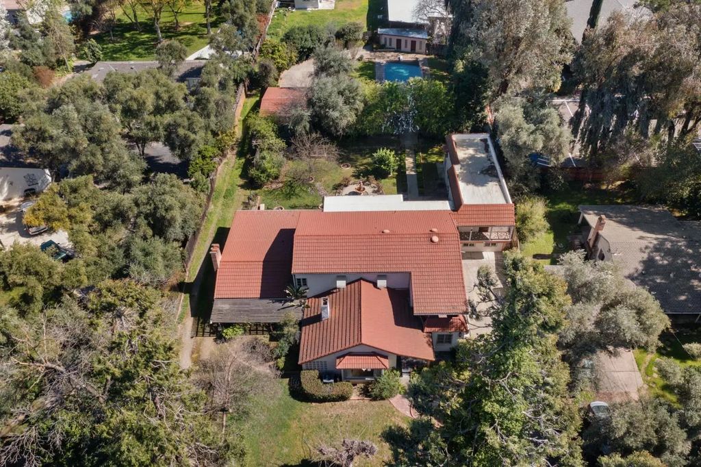 2940 Garfield Avenue, Carmichael
